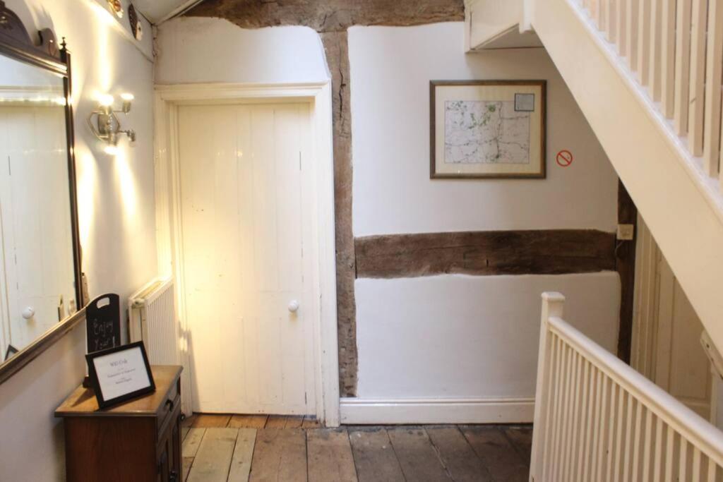 Medieval Roots And Harry Potter Townhouse - Hiking Near Ludlow Leominster Kültér fotó