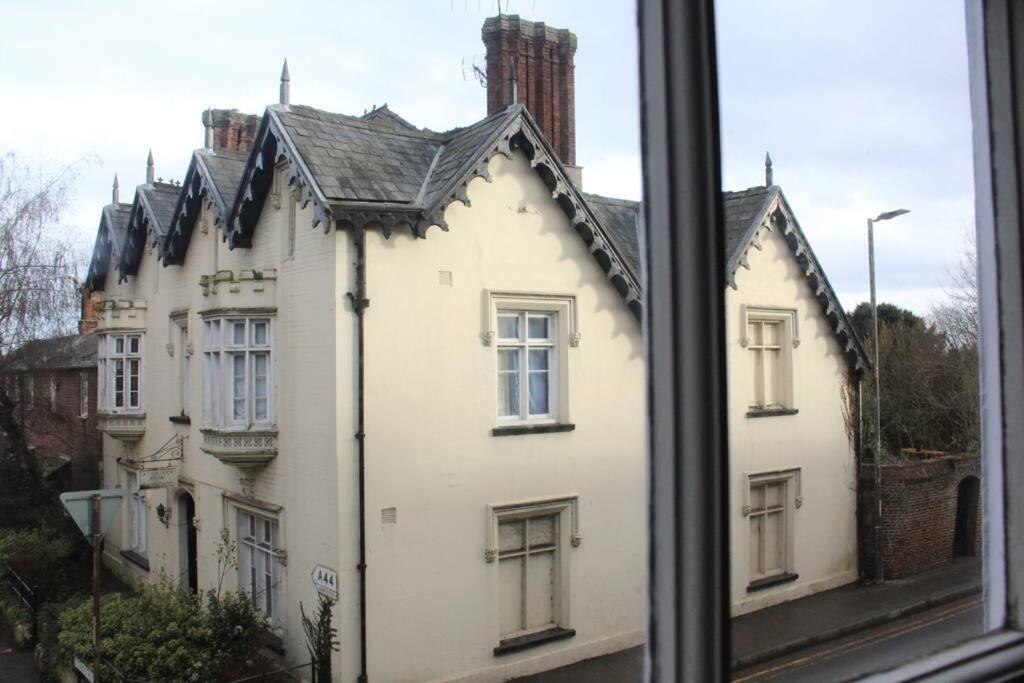 Medieval Roots And Harry Potter Townhouse - Hiking Near Ludlow Leominster Kültér fotó