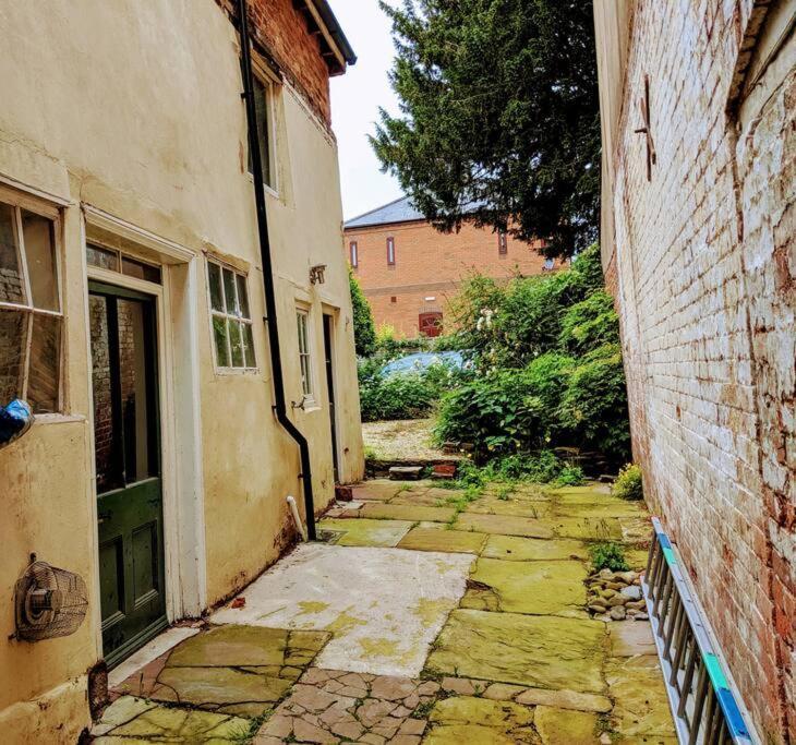 Medieval Roots And Harry Potter Townhouse - Hiking Near Ludlow Leominster Kültér fotó